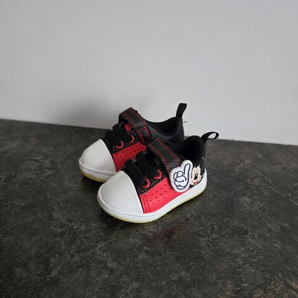 Disney Mickey Mouse Baby Red and Black Shoes - Picture 1 of 13